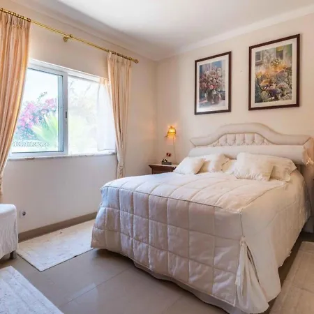 Casa Encantadora Ferias Inesqueciveis Em Familia بيت للعطل