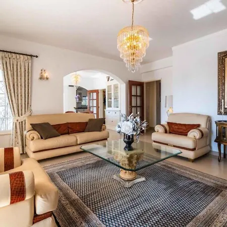 Casa Encantadora Ferias Inesqueciveis Em Familia * كارفويرو