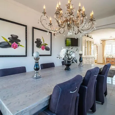 بيت للعطل Casa Encantadora Ferias Inesqueciveis Em Familia كارفويرو